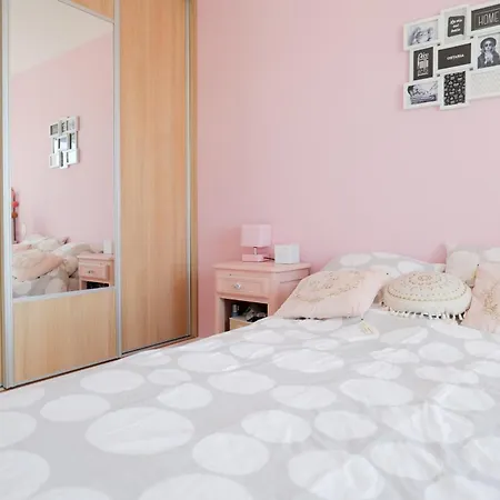 Holiday home Grande Maison Avec Piscine, Proche Ocean, Les Sables, 6 Personnes