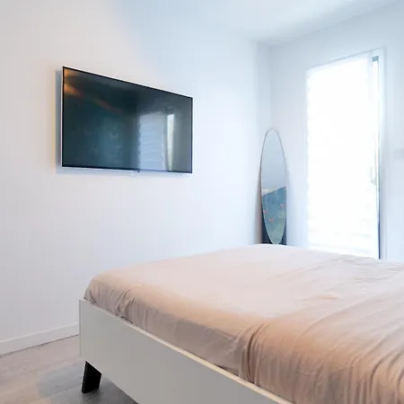 Grande Maison Avec Piscine, Proche Ocean, Les Sables, 6 Personnes بيت للعطل لي سابلِ دولونْ