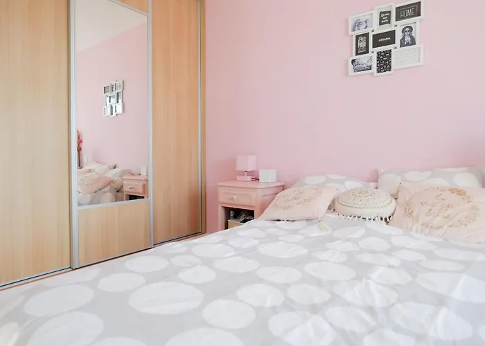 Holiday home Grande Maison Avec Piscine, Proche Ocean, Les Sables, 6 Personnes